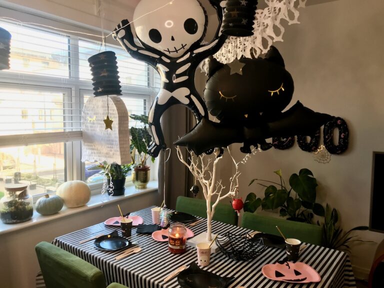 Perfectly plan your not-so-spooky family Halloween Party for kids